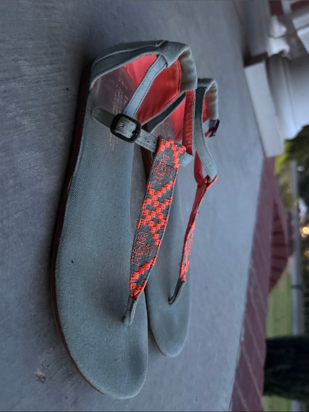 Toms Gray Sandals with Coral T-Strap Accent
